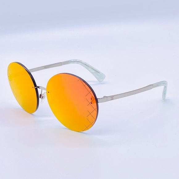 CHANEL Accessories - New CHANEL Red Round Crosshatch Rimless Sunglasses